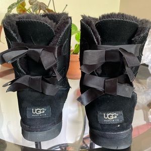 Bailey Bow II Boots in Black